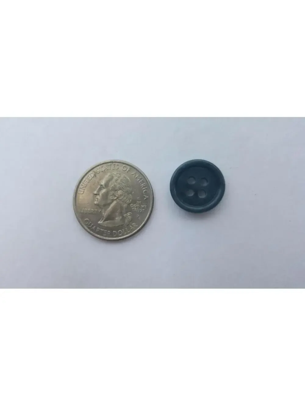 Sea Dream Buttons, 4 Hole Sewing/Crafts Buttons 15mm - 24 Pieces (063)